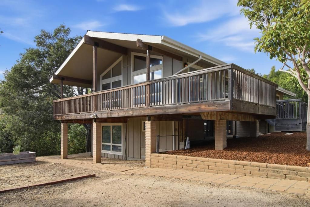 Image 4 of property listing at 18 Middle Canyon Way B, Carmel Valley, CA 93924