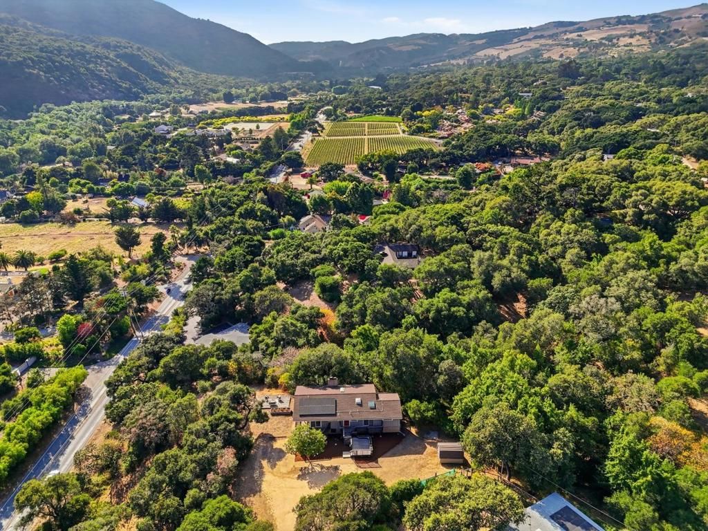 Image 41 of property listing at 18 Middle Canyon Way B, Carmel Valley, CA 93924