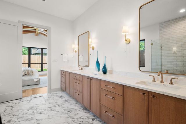 1310 Chantilly, Houston, TX 77018