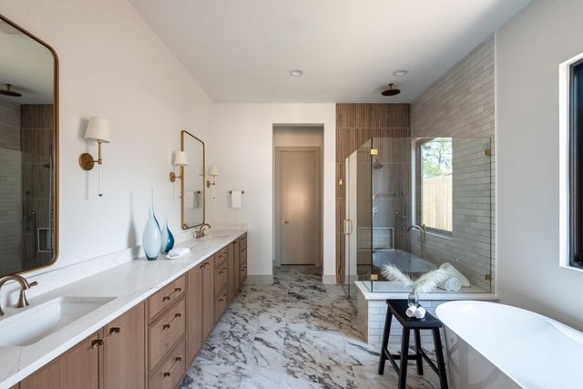 1310 Chantilly, Houston, TX 77018