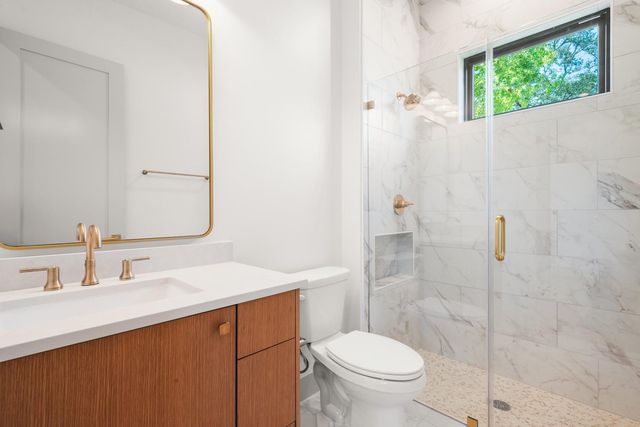 1310 Chantilly, Houston, TX 77018