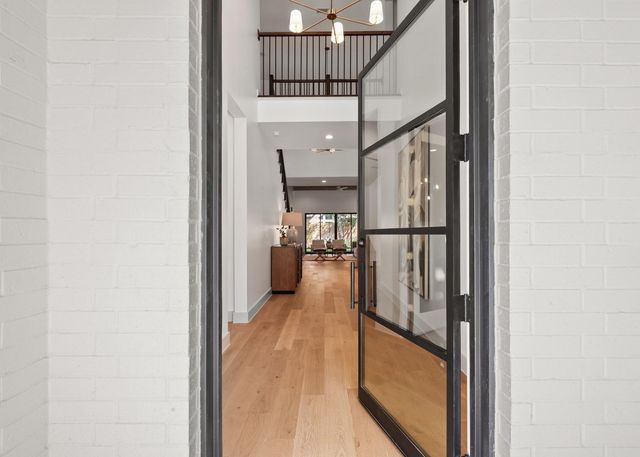 1310 Chantilly, Houston, TX 77018