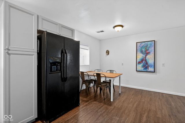 4976 N 200 W, Greenfield, IN 46140