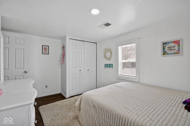 4976 N 200 W, Greenfield, IN 46140