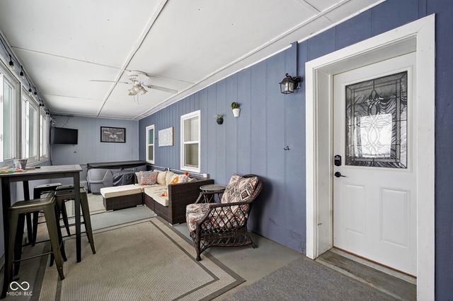 4976 N 200 W, Greenfield, IN 46140