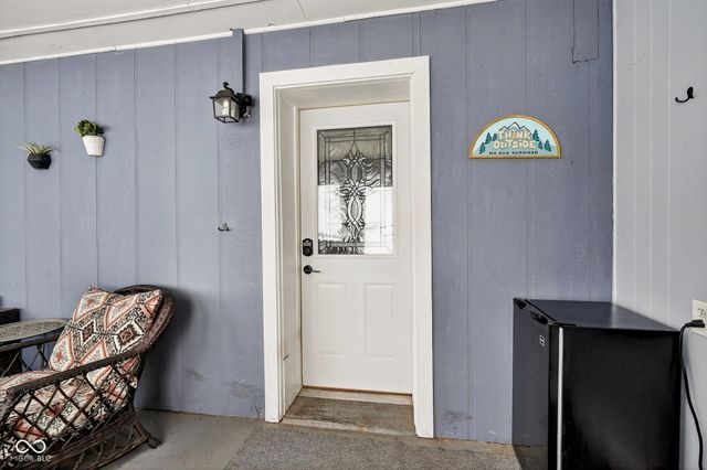 4976 N 200 W, Greenfield, IN 46140