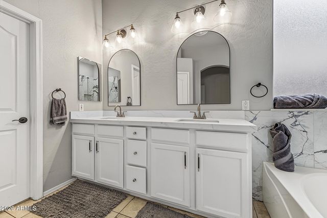 25705 N 68th Lane, Peoria, AZ 85383