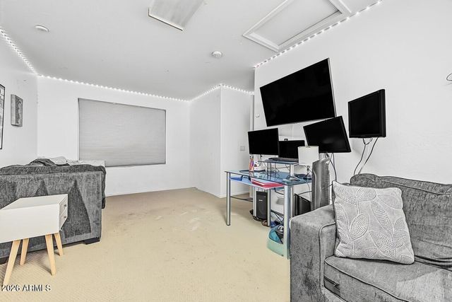25705 N 68th Lane, Peoria, AZ 85383
