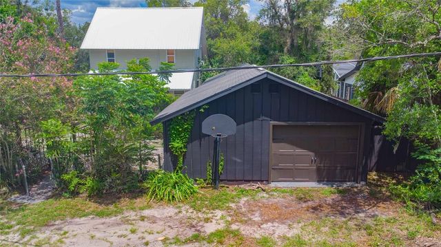 960 MARION STREET, Lake Helen, FL 32744