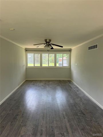 709 Elkington Lane, Olivette, MO 63132