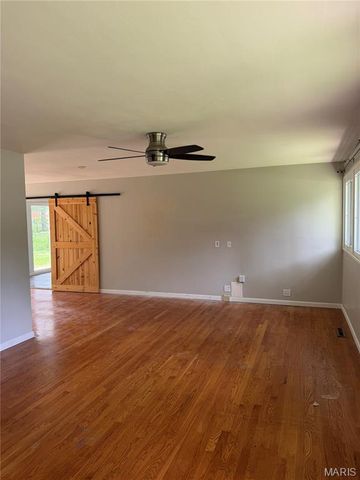709 Elkington Lane, Olivette, MO 63132