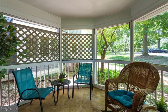 13 RAILROAD PL, Pennington, NJ 08534