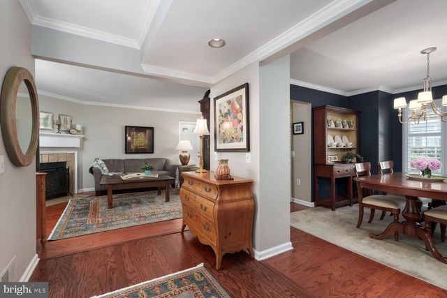 13 RAILROAD PL, Pennington, NJ 08534