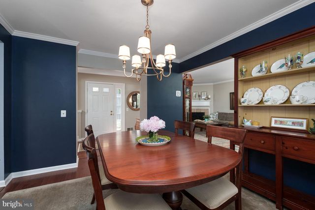 13 RAILROAD PL, Pennington, NJ 08534