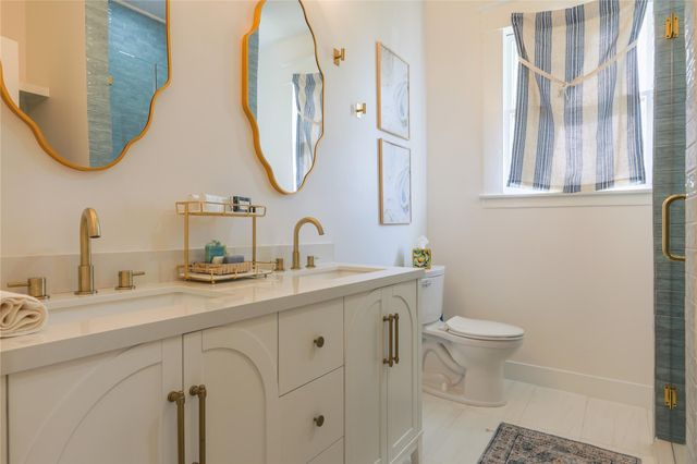 2912 Avenue R, Galveston, TX 77550