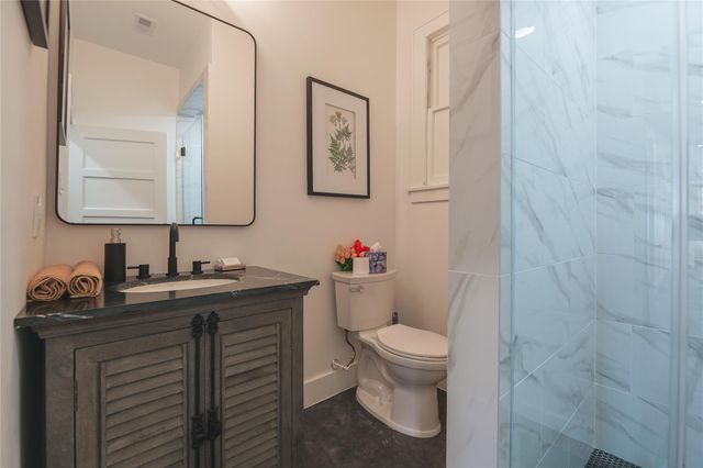 2912 Avenue R, Galveston, TX 77550