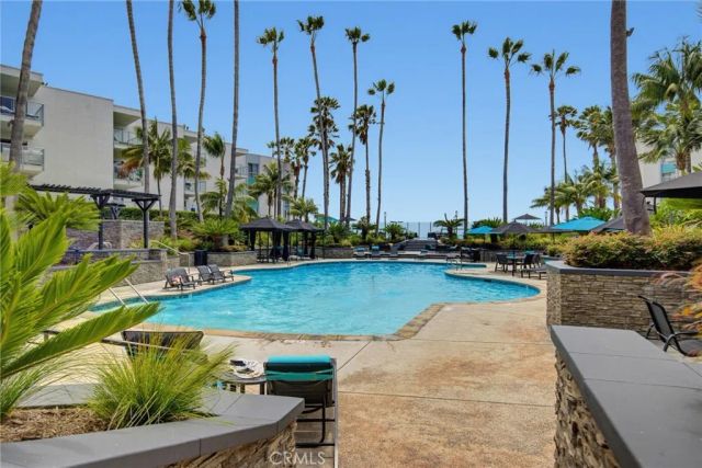 620 The Village 302, Redondo Beach, CA 90277