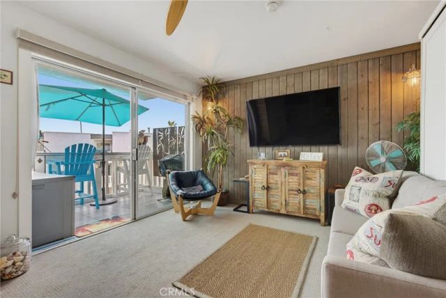 620 The Village 302, Redondo Beach, CA 90277