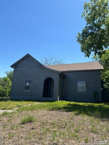 230 CHICKERING AVE, San Antonio, TX 78210