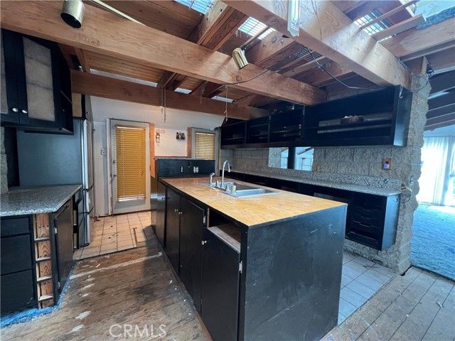 24830 Basel, Crestline, CA 92325