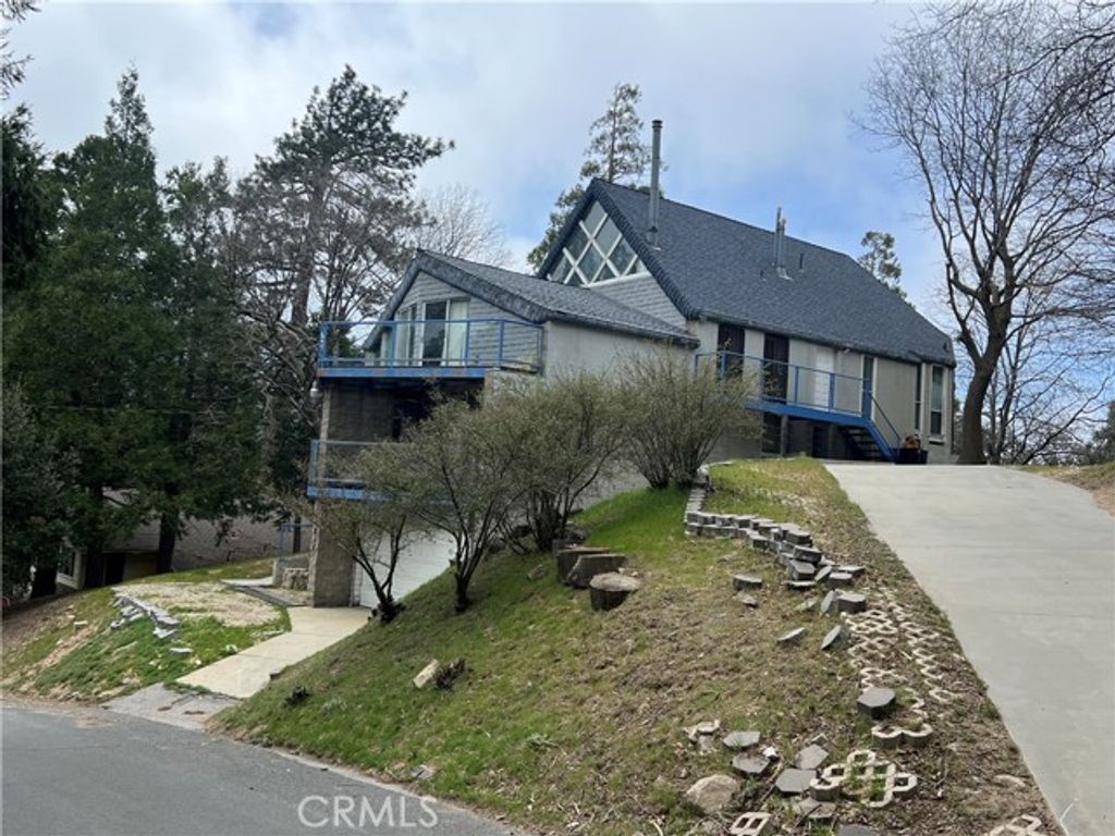 24830 Basel, Crestline, CA 92325