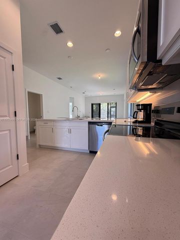 5816 Agostino way, Ave Maria, FL 34142