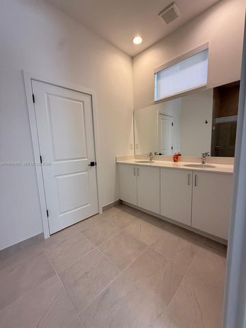 5816 Agostino way, Ave Maria, FL 34142