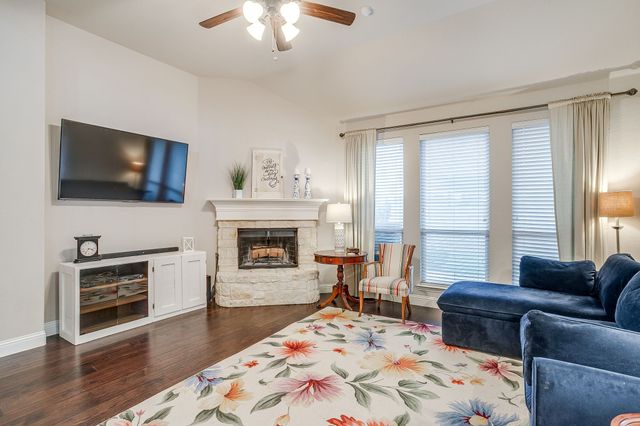 1134 Destrehan Drive, Burleson, TX 76028