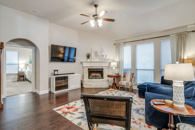 1134 Destrehan Drive, Burleson, TX 76028