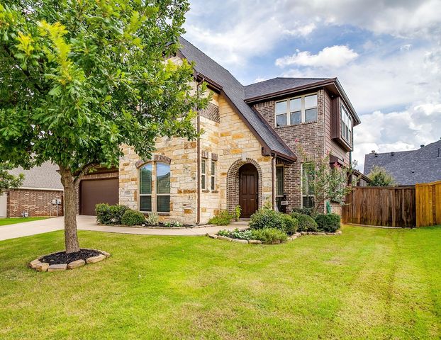 1134 Destrehan Drive, Burleson, TX 76028