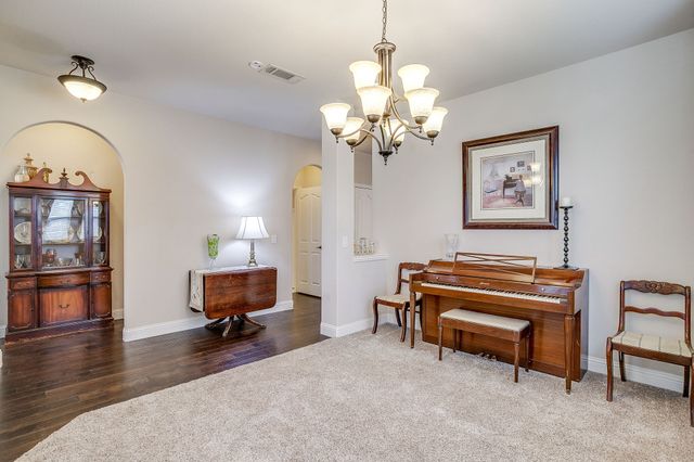 1134 Destrehan Drive, Burleson, TX 76028