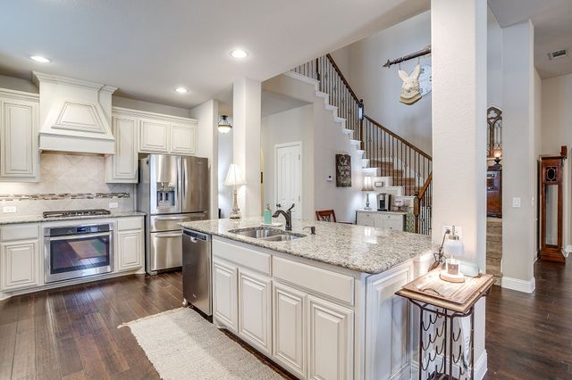 1134 Destrehan Drive, Burleson, TX 76028