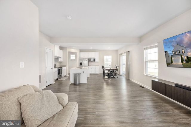 5485 LEEDSTOWN RD, King George, VA 22485