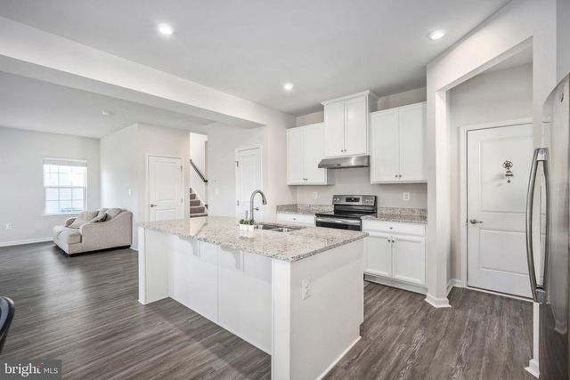 5485 LEEDSTOWN RD, King George, VA 22485