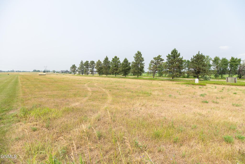 11811 Creek Top Road, Menoken, ND 58558 photo 5