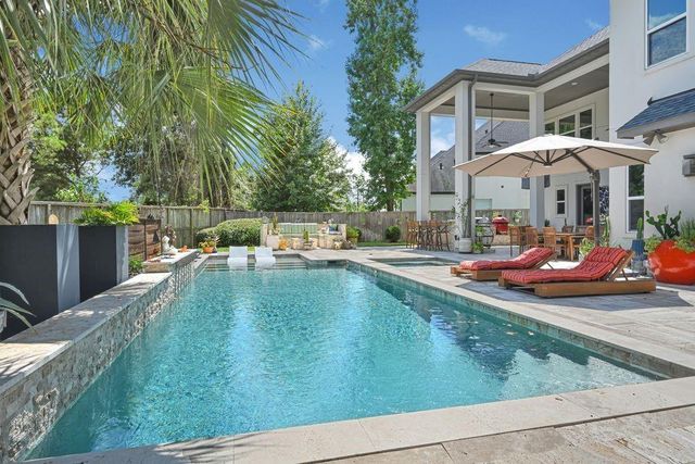 119 S Curly Willow Circle, The Woodlands, TX 77375