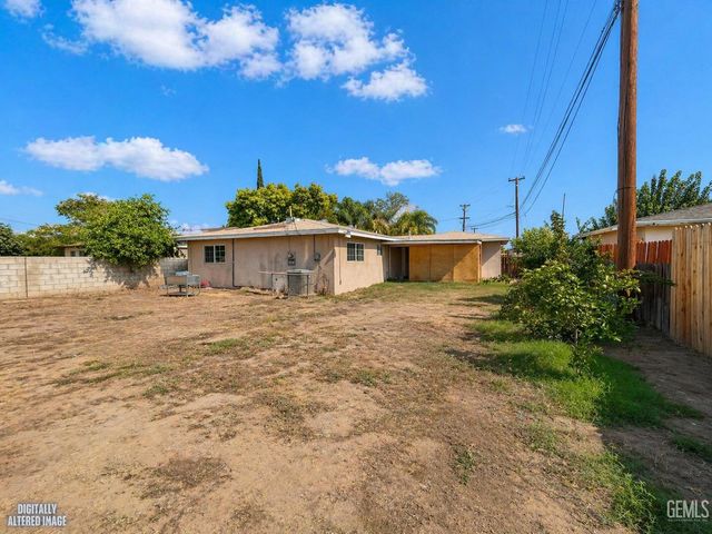 3909 Balboa Drive, Bakersfield, CA 93304