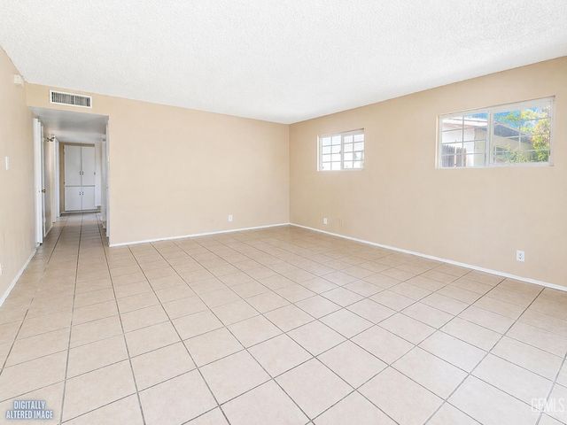3909 Balboa Drive, Bakersfield, CA 93304