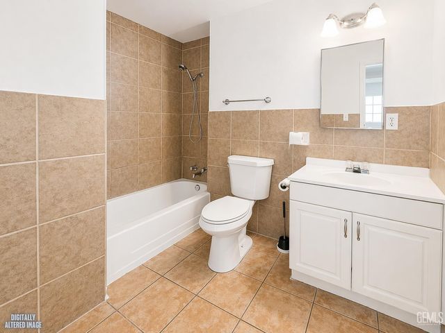 3909 Balboa Drive, Bakersfield, CA 93304