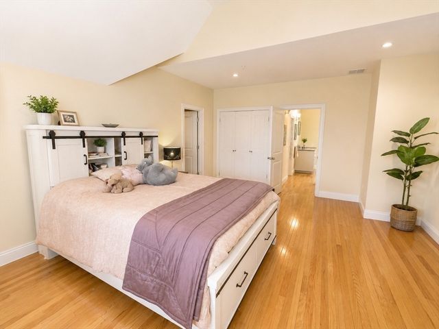 17 Courtyard Place 17, Lexington, MA 02420