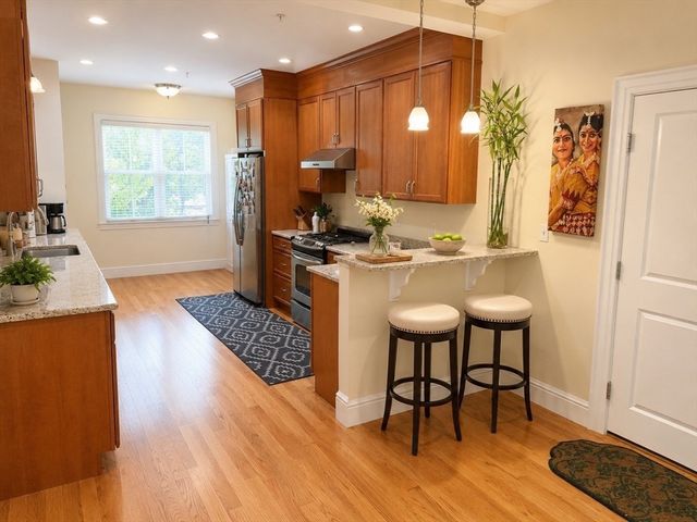 17 Courtyard Place 17, Lexington, MA 02420