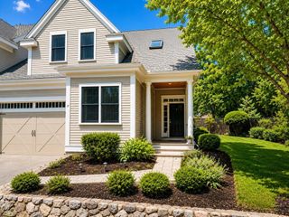 17 Courtyard Place 17, Lexington, MA 02420