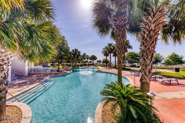 2228 Beach Drive, 1002, Gulfport, MS 39507