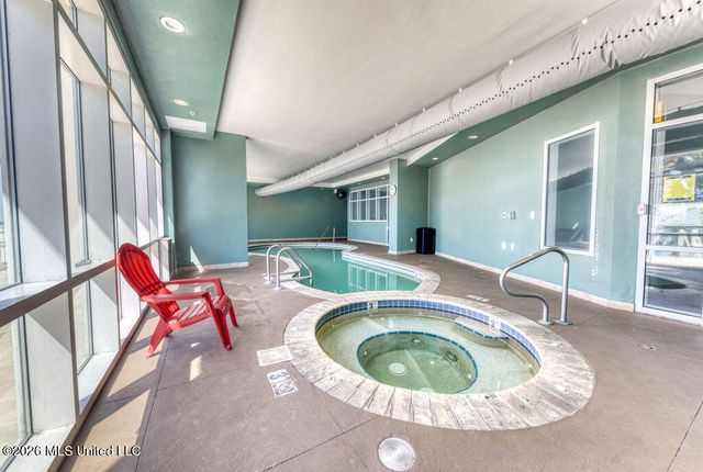 2228 Beach Drive, 1002, Gulfport, MS 39507