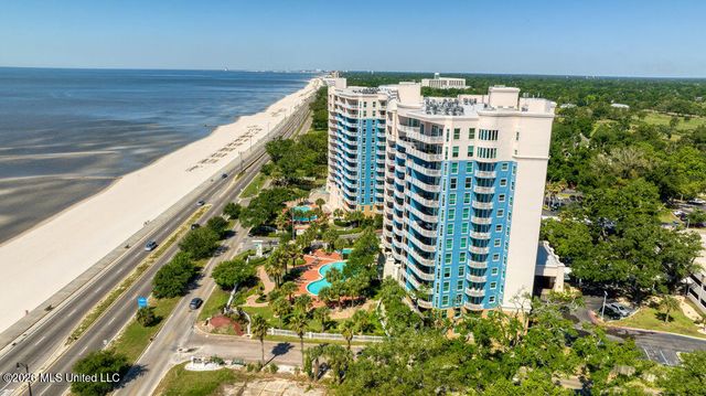 2228 Beach Drive, 1002, Gulfport, MS 39507