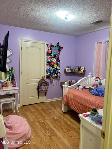 1300 Richland Drive, Southaven, MS 38671