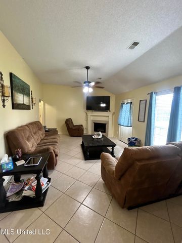 1300 Richland Drive, Southaven, MS 38671