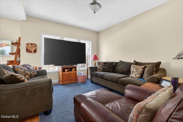 1019 Gideon Trace, Charlton, NY 12302