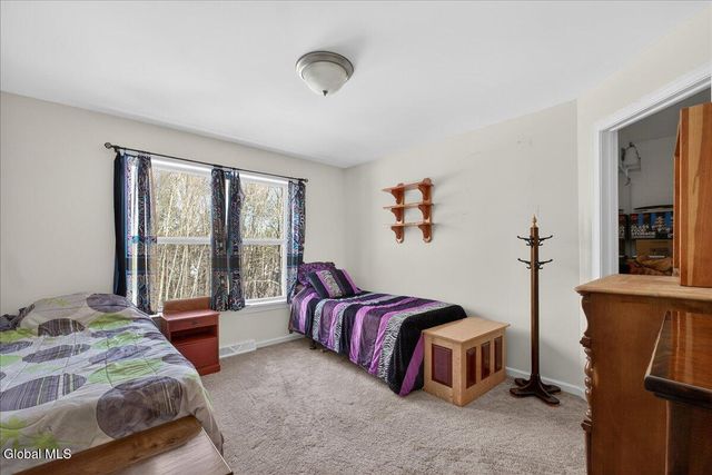 1019 Gideon Trace, Charlton, NY 12302