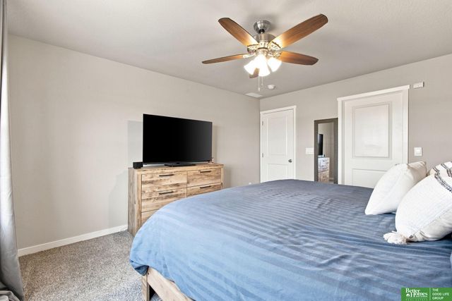 1933 N Kara Way, Fremont, NE 68025